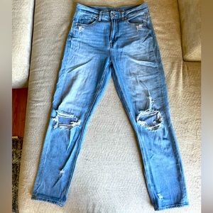 American Eagle Size 4 Regular Mom Jeans